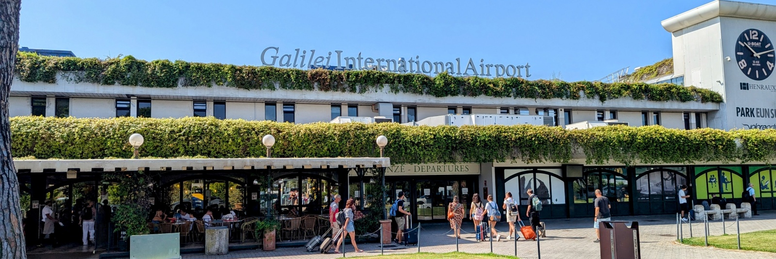 How to Get from Pisa Airport to the City Centre?