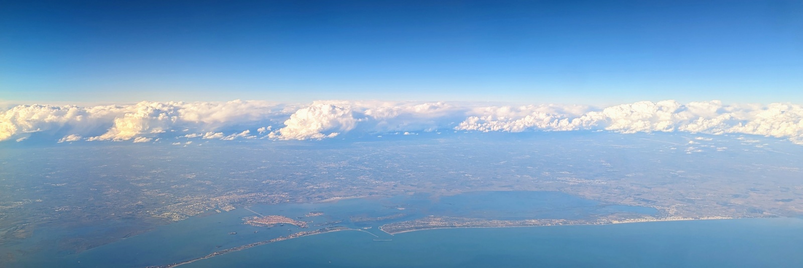 Airports Near Venice
