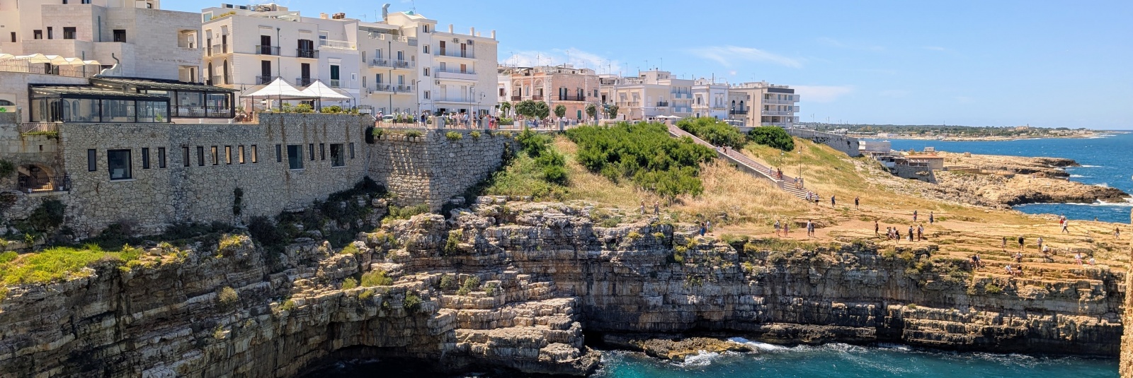 How to Get from Monopoli to Polignano a Mare?