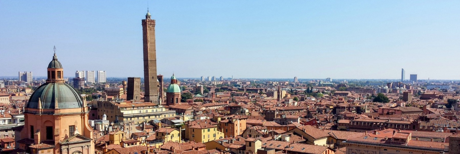 Guided Walking Tour in Bologna