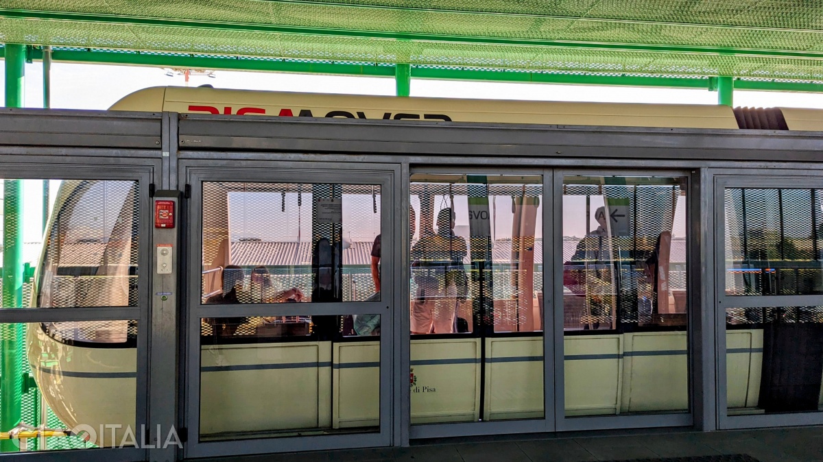 Pisa Mover is a fast means of transport from the airport to Pisa Central Station.