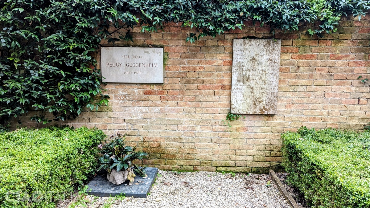 Peggy Guggenheim was buried in the palace garden, alongside her dogs.