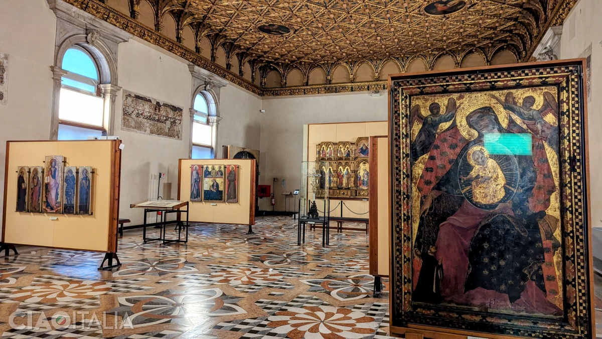 The first room of the Gallerie dell'Accademia is dedicated to Venetian art of the 14th century.