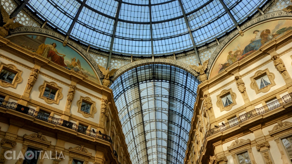 The depictions of Europe (left) and Asia (right).