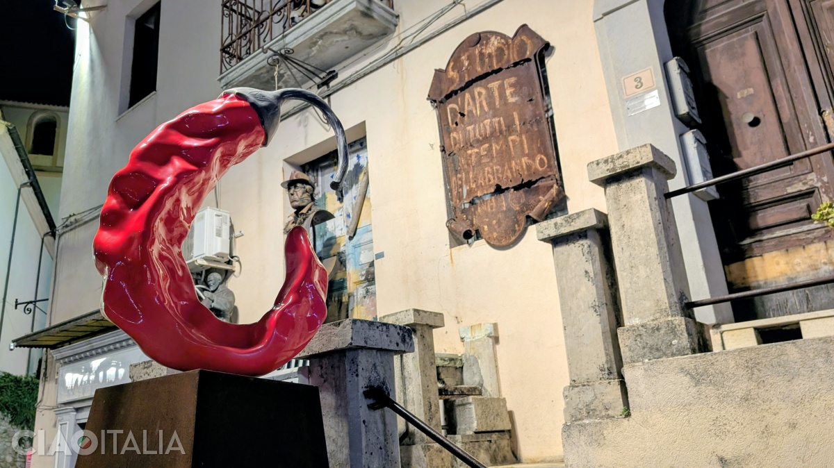 The chili pepper is one of Calabria's symbols. In the photo - in Catanzaro, transformed into a work of art.