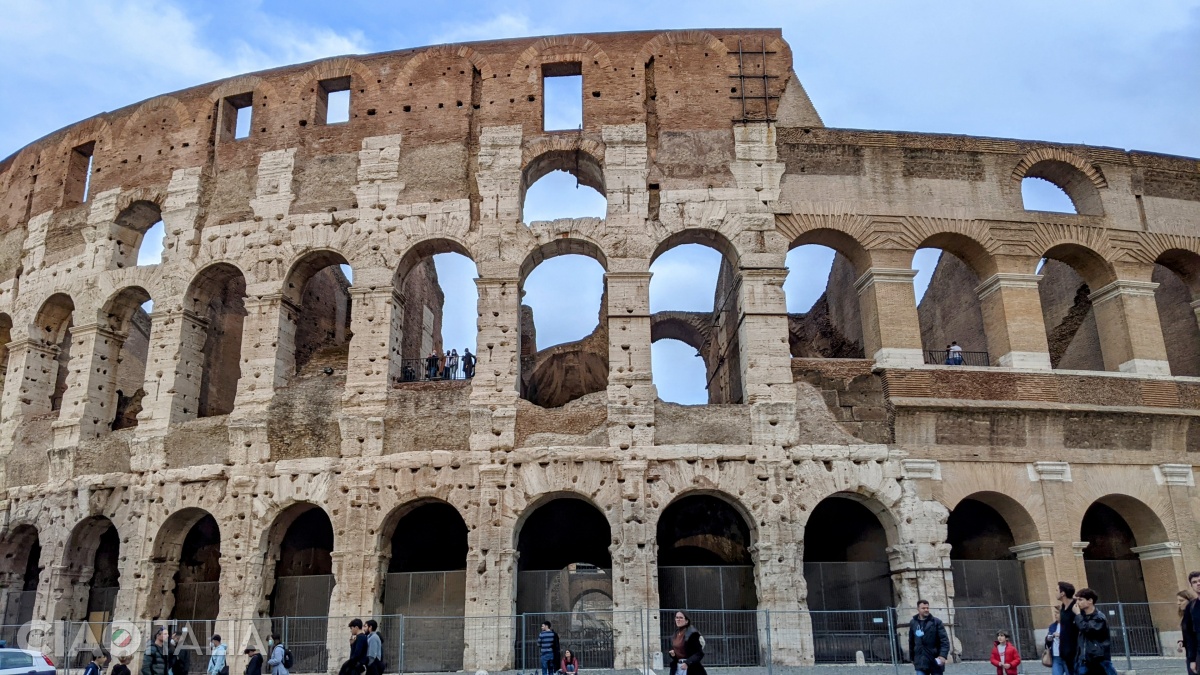 Despite the legend, the holes in the Colosseum are most likely due to the metal elements used in its construction.