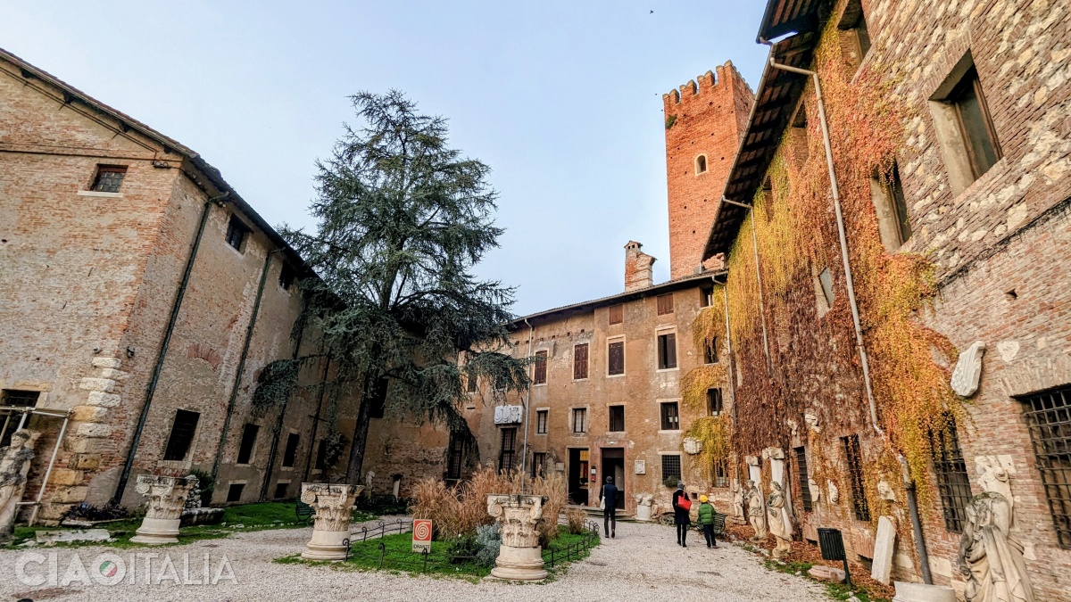 The Olympic Theatre is located within a complex dating from the medieval period.