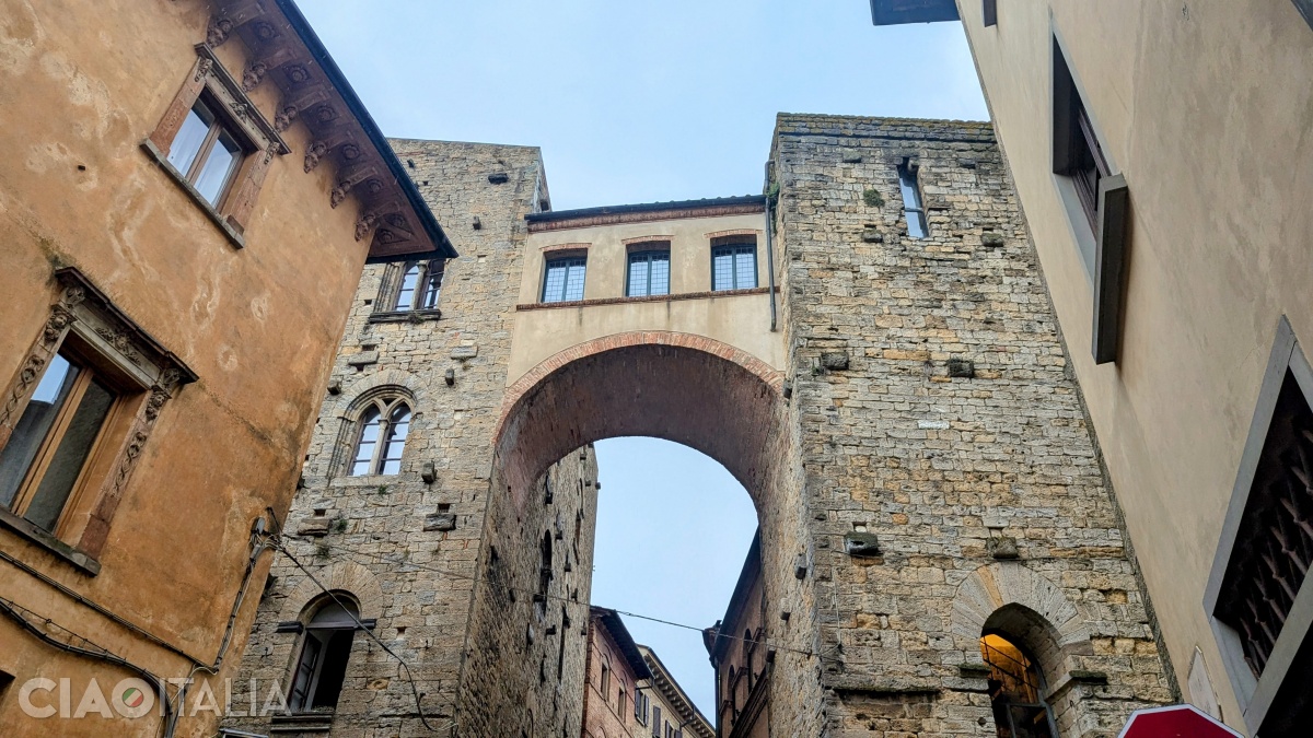 Buonparenti tower houses