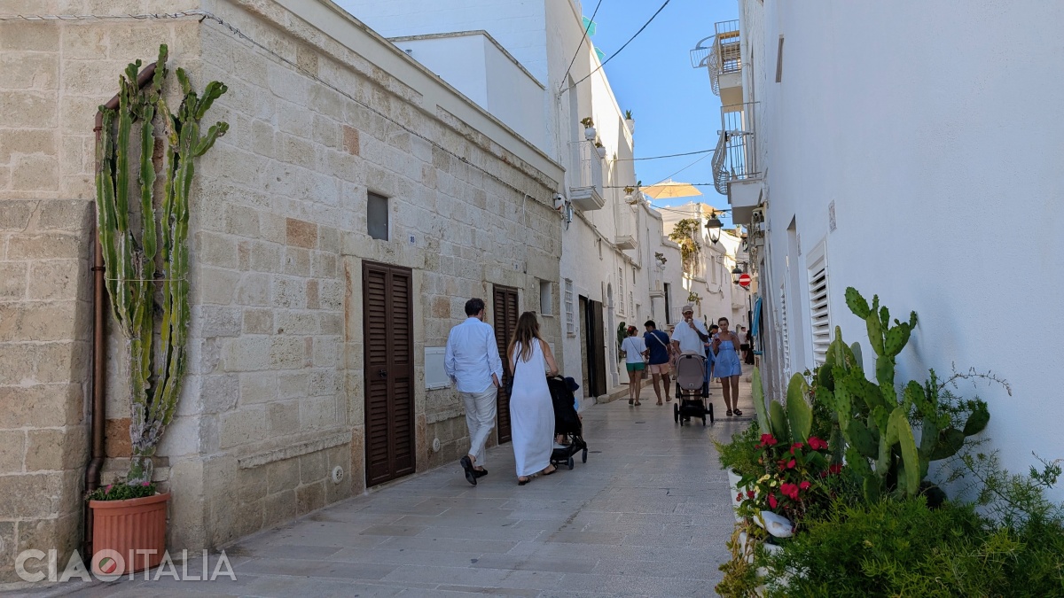 Monopoli's historic center is a labyrinth of narrow streets.