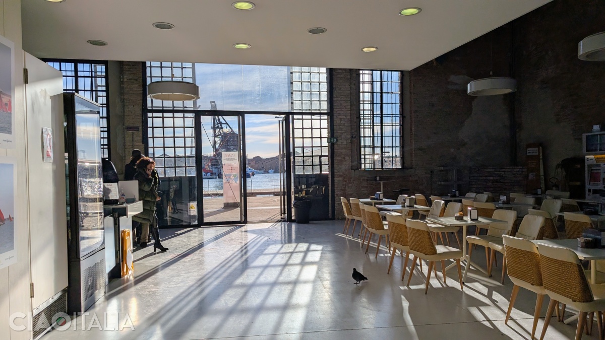 Access to Arsenale Nord is through the Tesa 105 Bar.