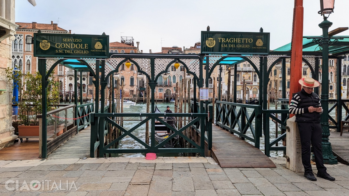 Gondola and "traghetto" station at Santa Maria del Giglio