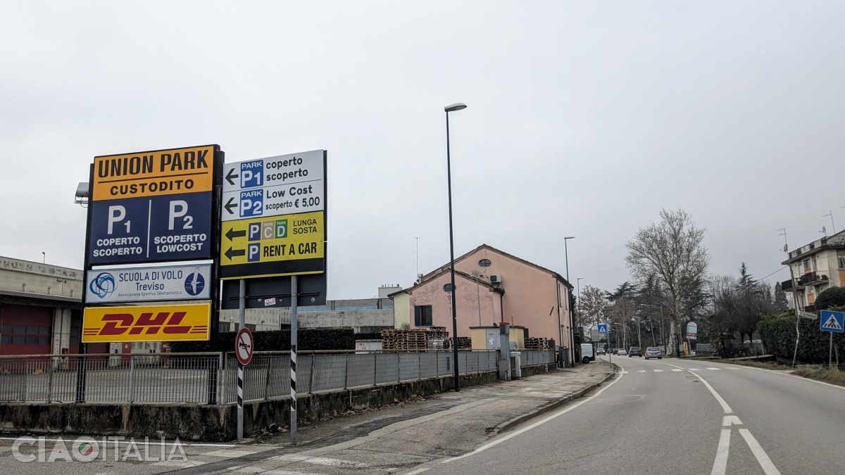 To return the car, follow the signs to the car rental parking lot.