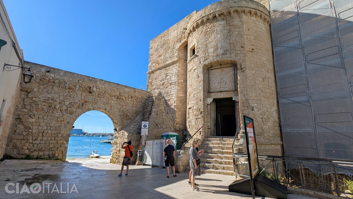 The entrance to the castle is through a cylindrical tower.