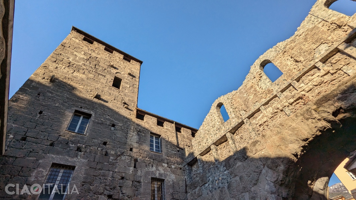 The Tower of the Nobles of Porta Sancti Orsi