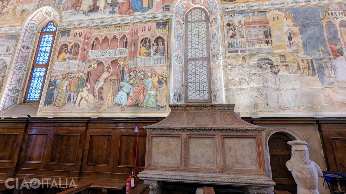 Along the left wall, painted with scenes from the life of Saint George, is also the sarcophagus of Raimondino dei Lupi.