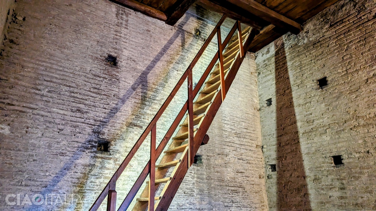 The stairs on the upper floors of the tower are narrow and steep.