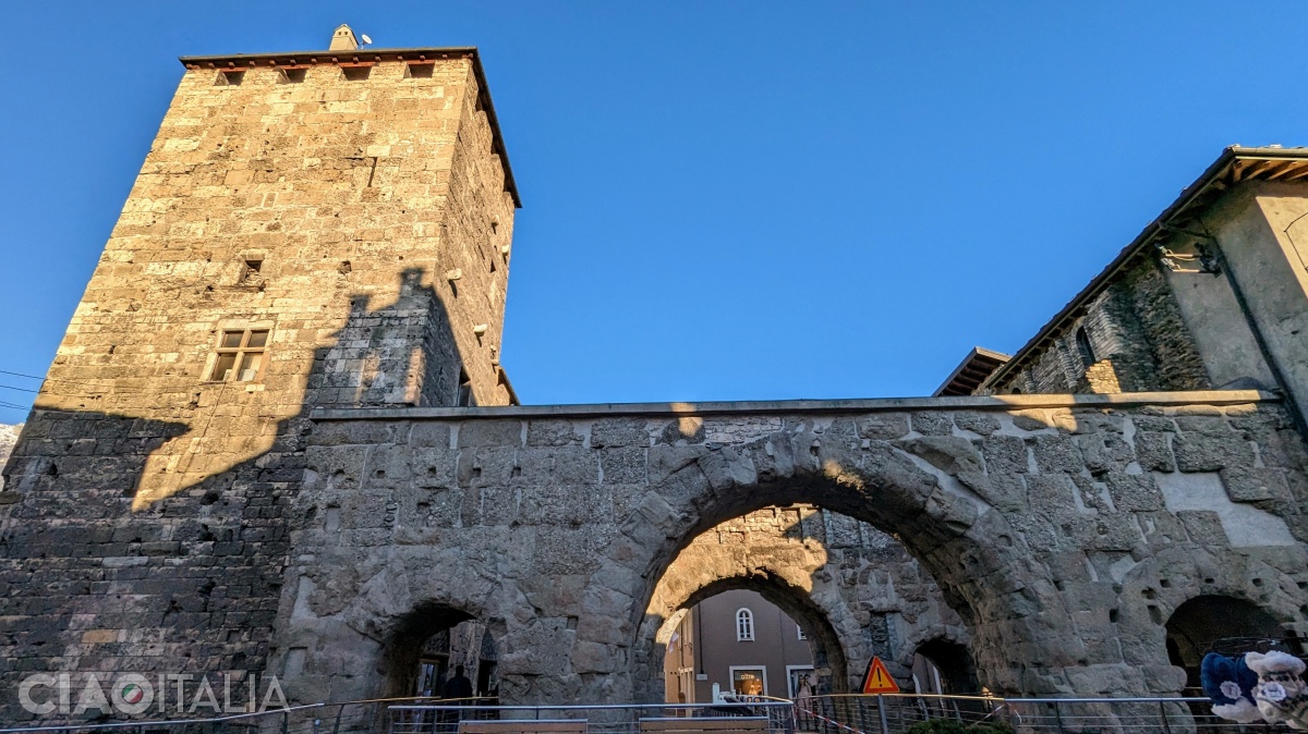 Porta Praetoria was the main entrance gate to the Roman city.