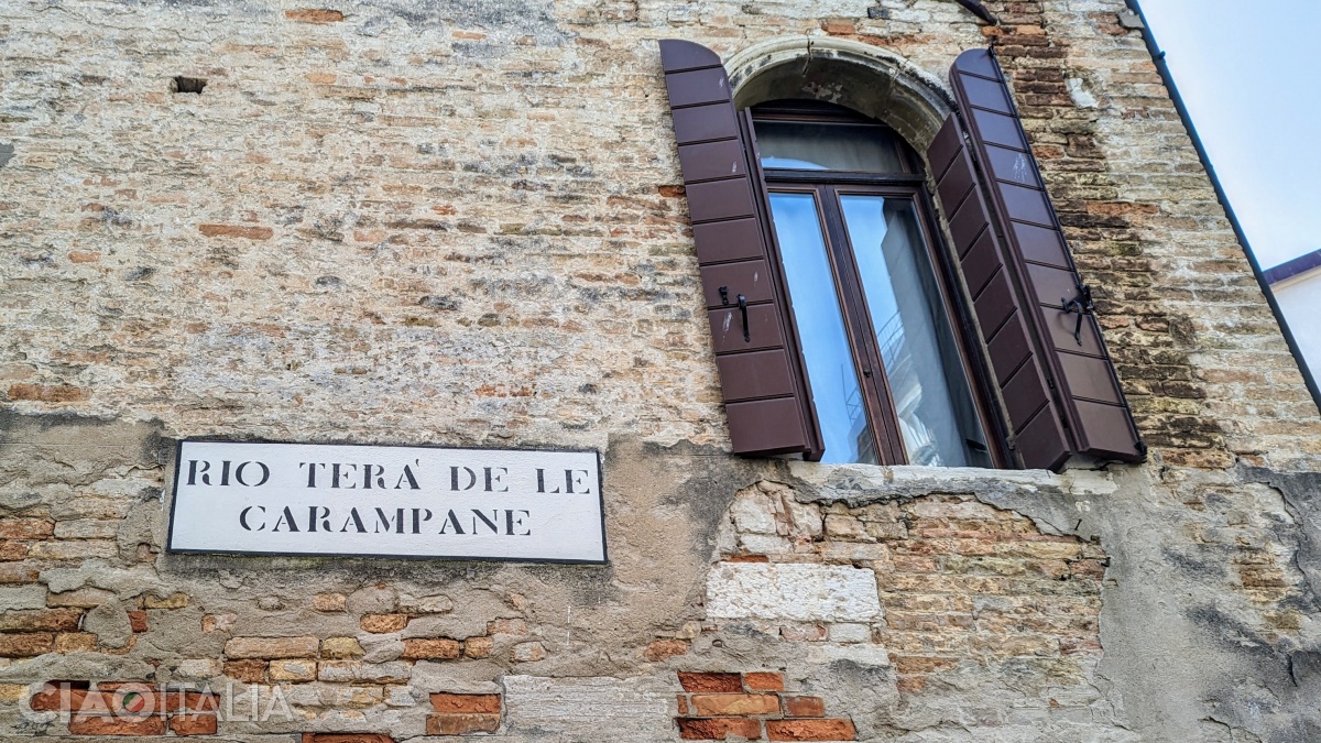 Rio Terà delle Carampane Street