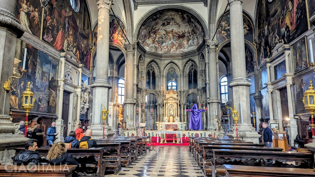 The interior is decorated with paintings.