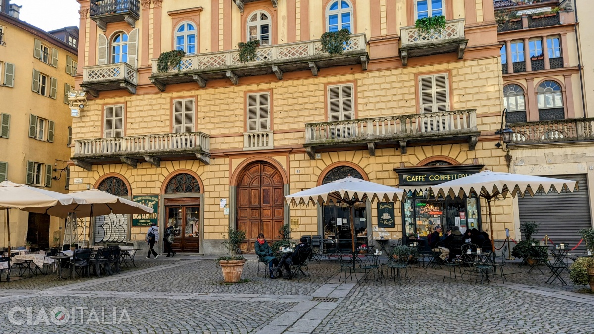 Caffè Confetteria Al Bicerin is located in Piazza della Consolata.