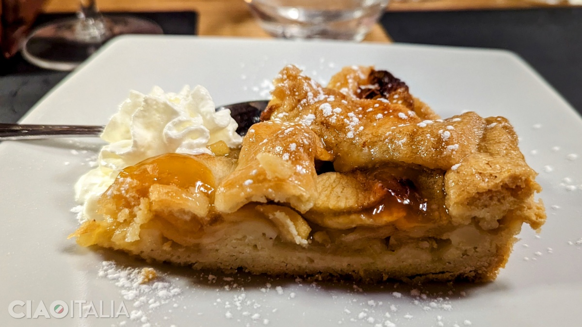Apple tart