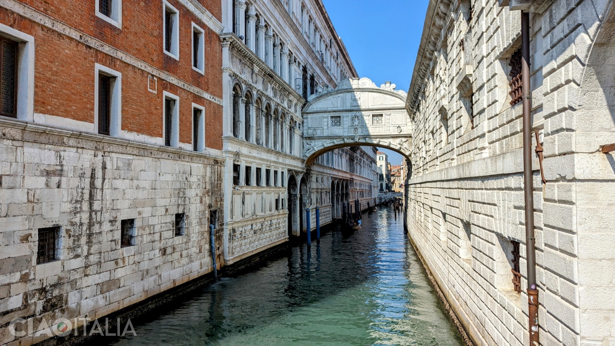 The Bridge of Sighs seen from the Ponte della Paglia