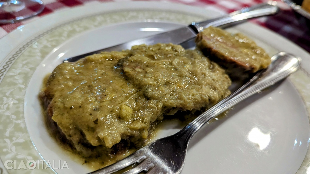 Meatballs with artichoke sauce