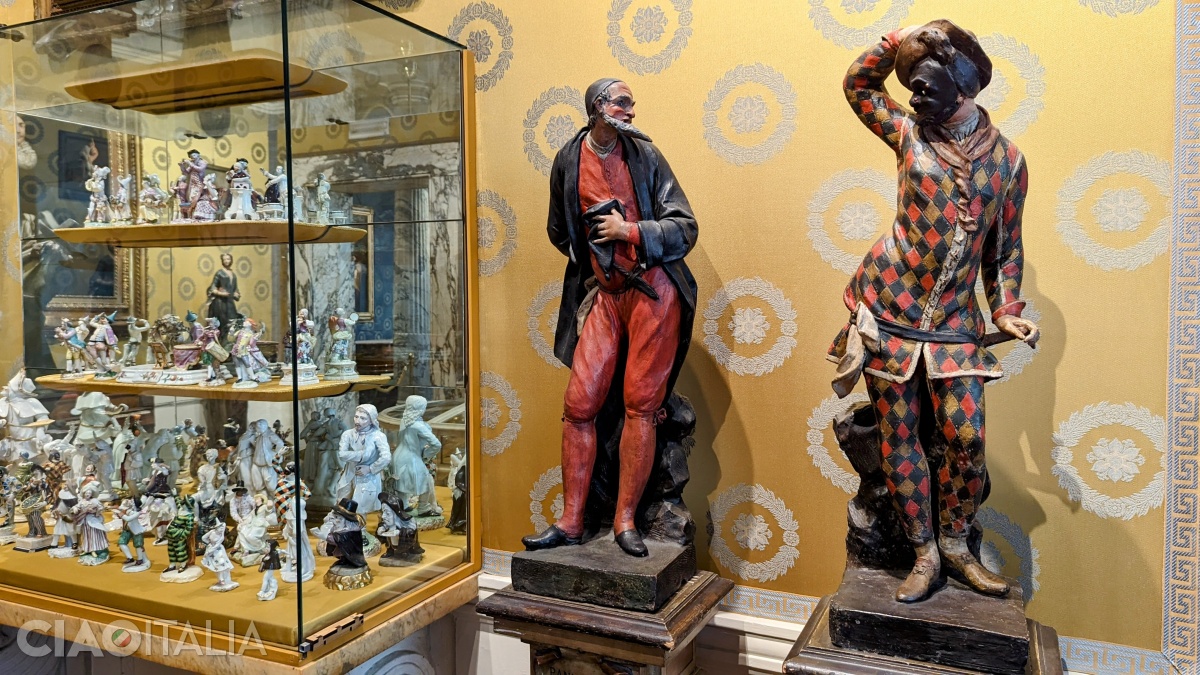 The theme of the second room of the La Scala Museum is Commedia dell'Arte.