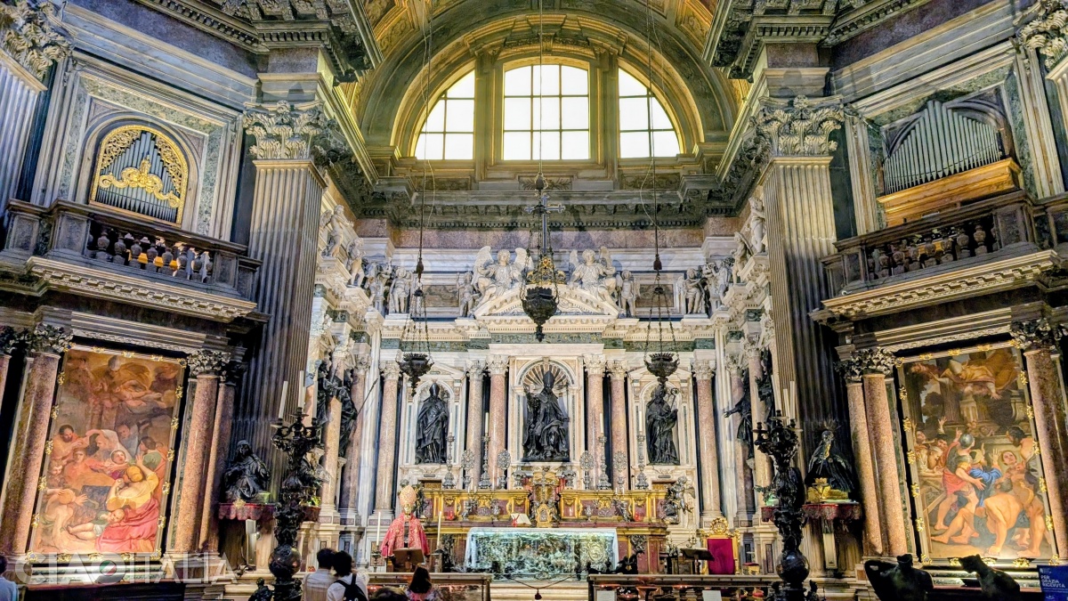The Chapel of San Gennaro is considered a masterpiece of Neapolitan Baroque.