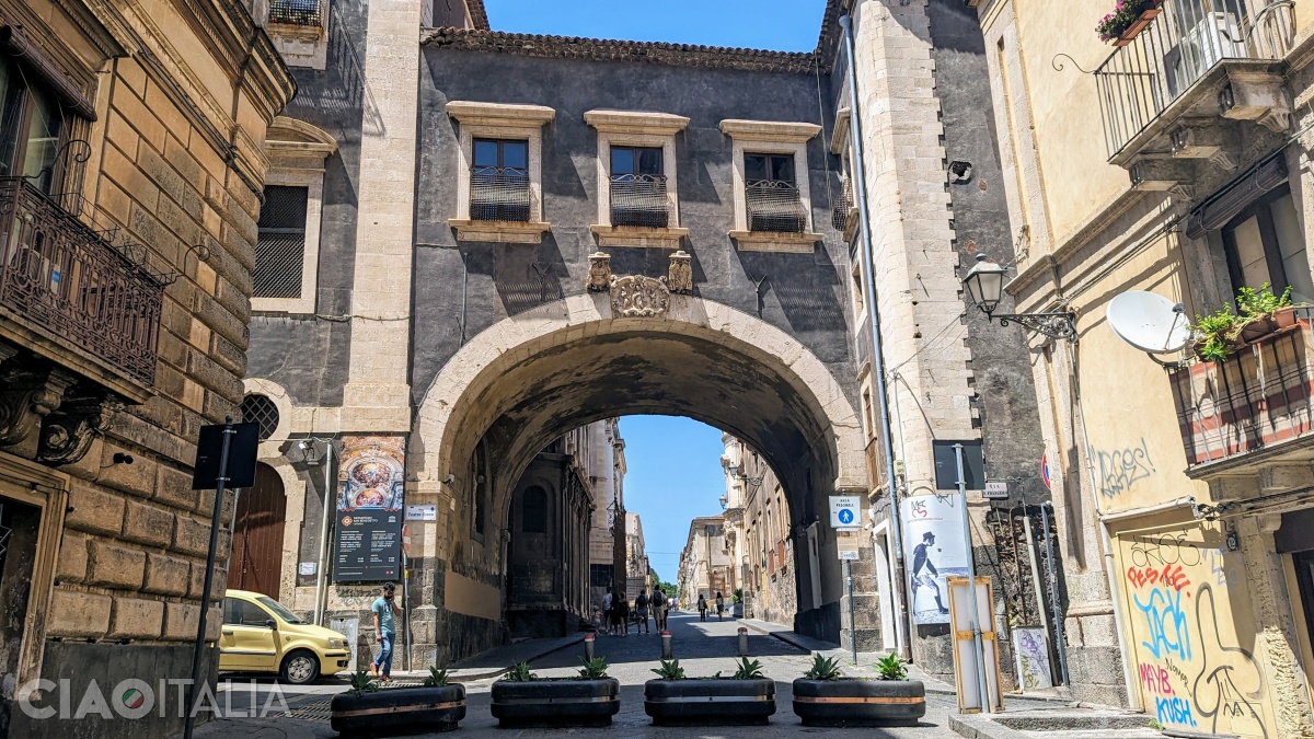 The San Benedetto Arch is surrounded by legends.