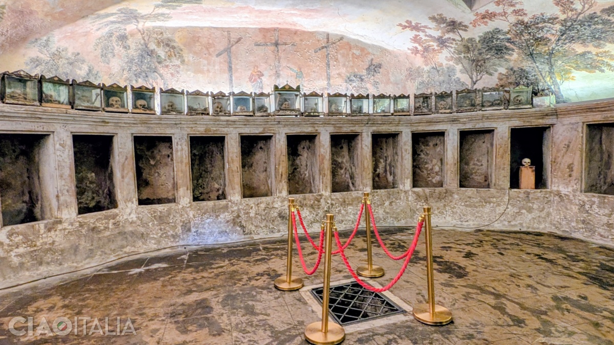 The crypt of the Church of Sant'Anna dei Lombardi
