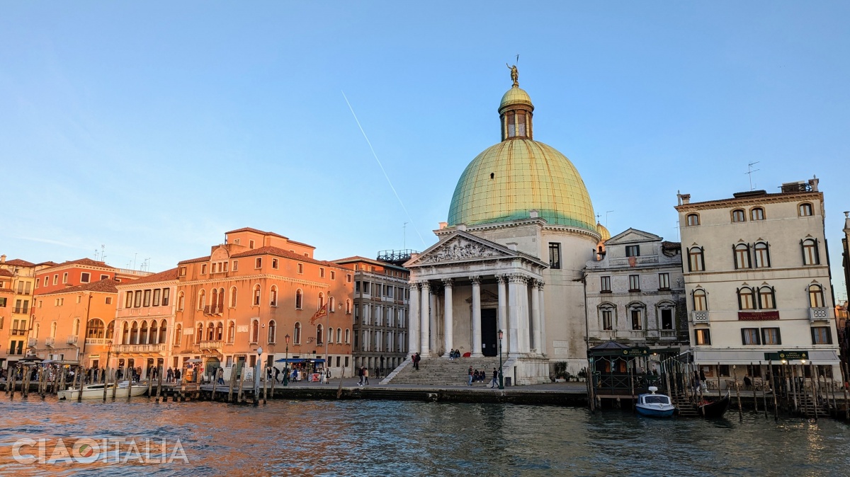The Church of San Simeon Piccolo has a huge dome.
