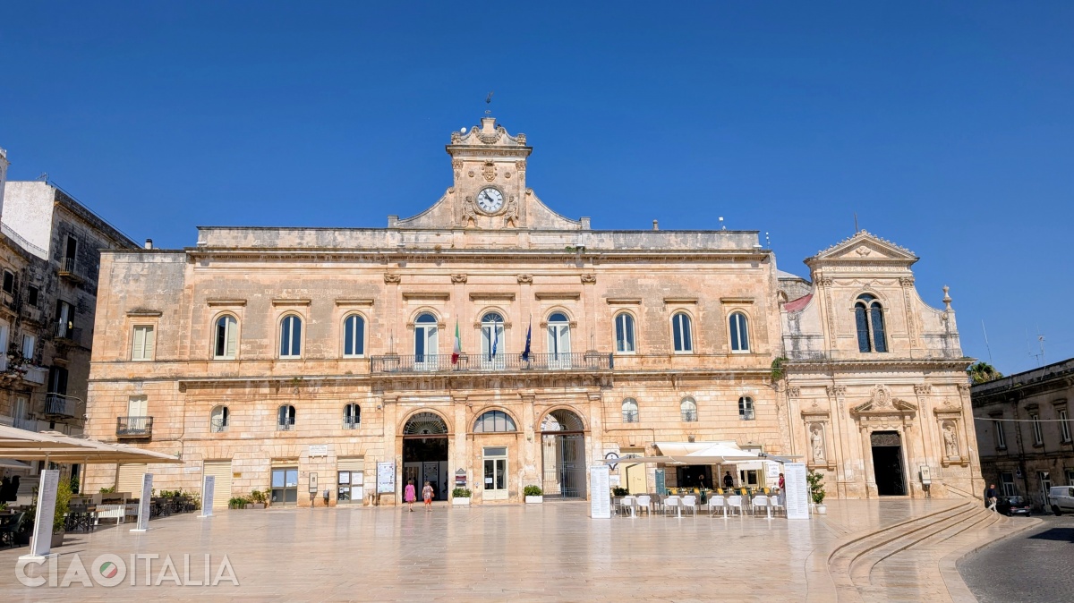Palazzo San Francesco (today the Town Hall) and the Church of San Francesco