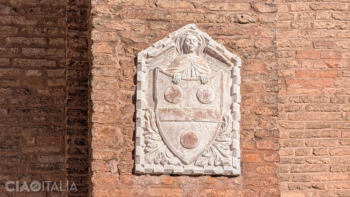 The coat of arms of Tiberio de' Tiberi, leader of the Umiliati order.