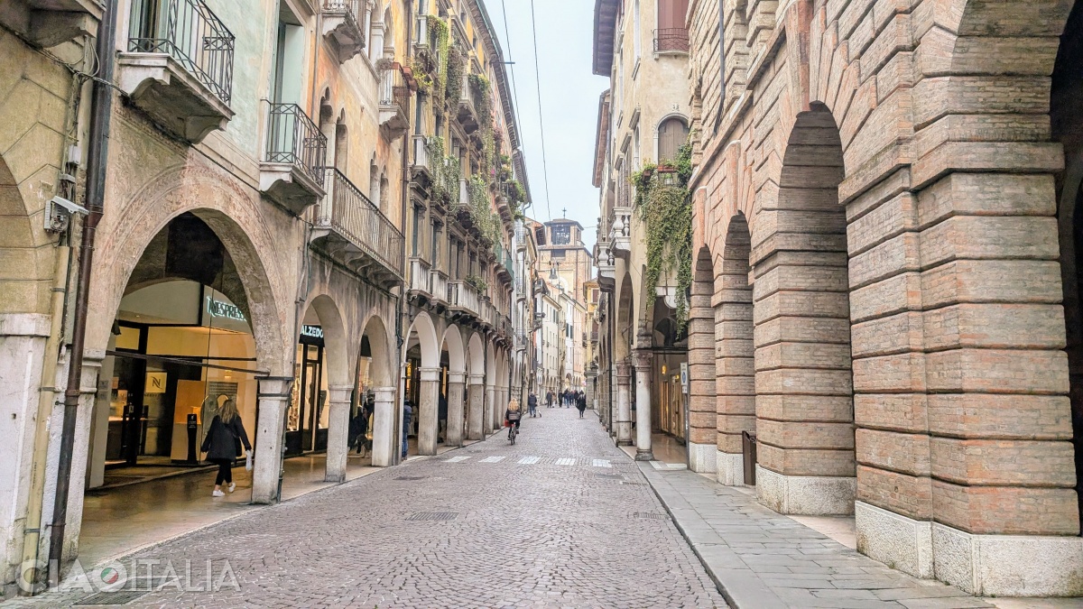 Via Calmaggiore is the main shopping street in Treviso.