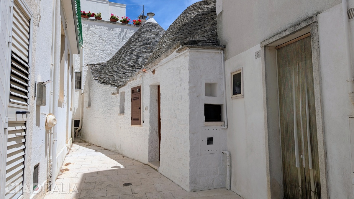 A quiet street in Rione Aia Piccola