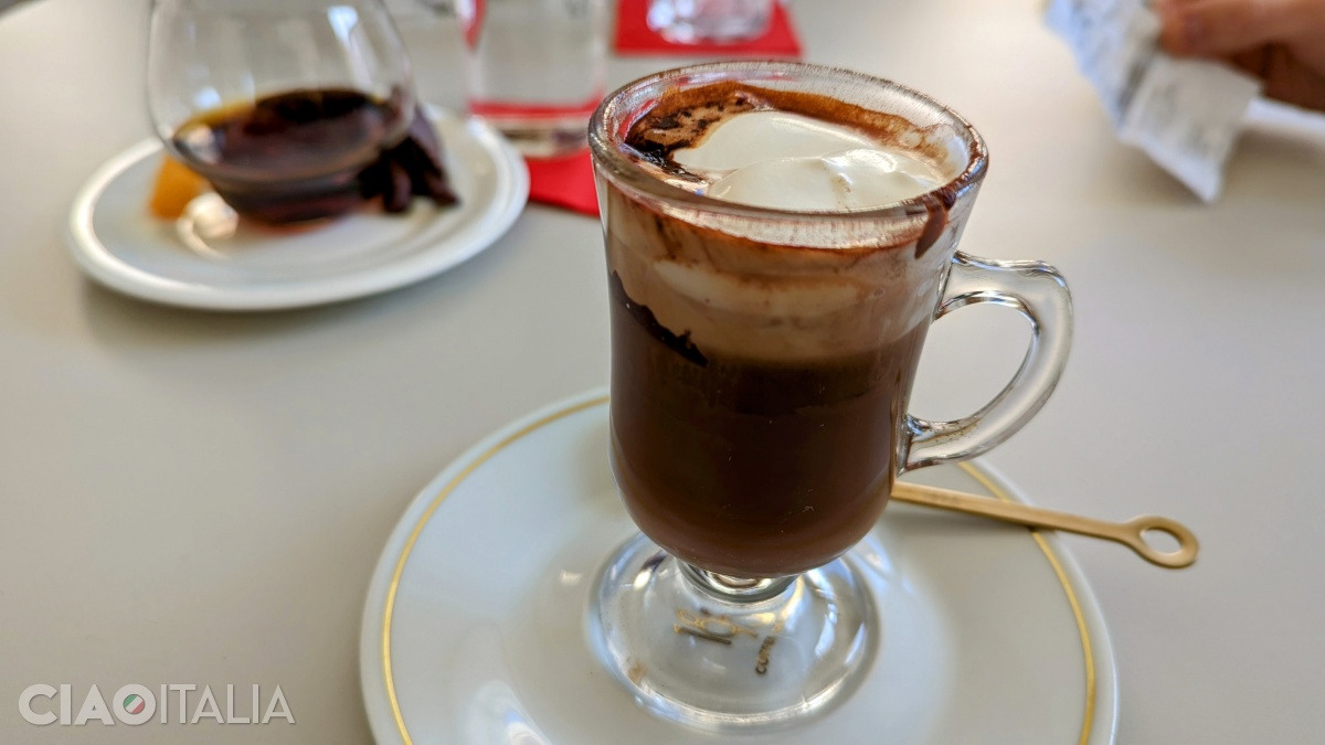 Bicerin, the traditional drink of the city of Turin