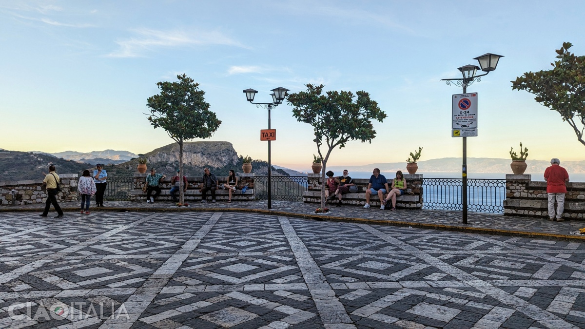 Piazza Sant'Antonio has a black-and-white pavement with rhombuses and squares.