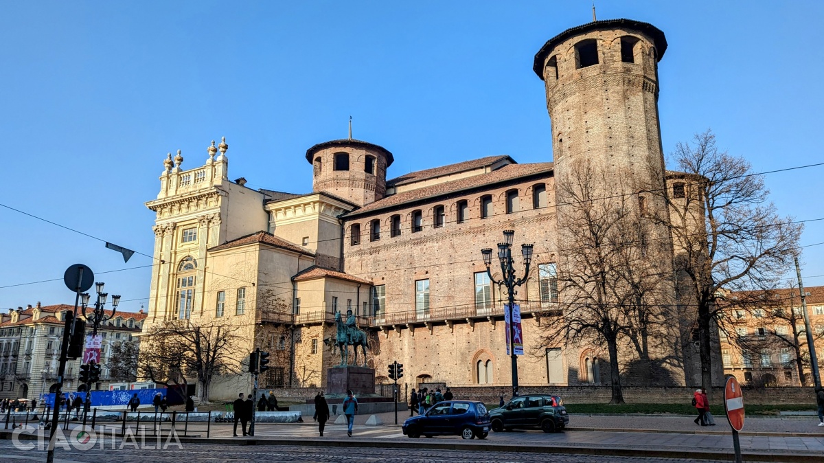 If you look at it from the side, you will notice all three parts of the Palazzo Madama: the Roman, the medieval, and the Baroque.