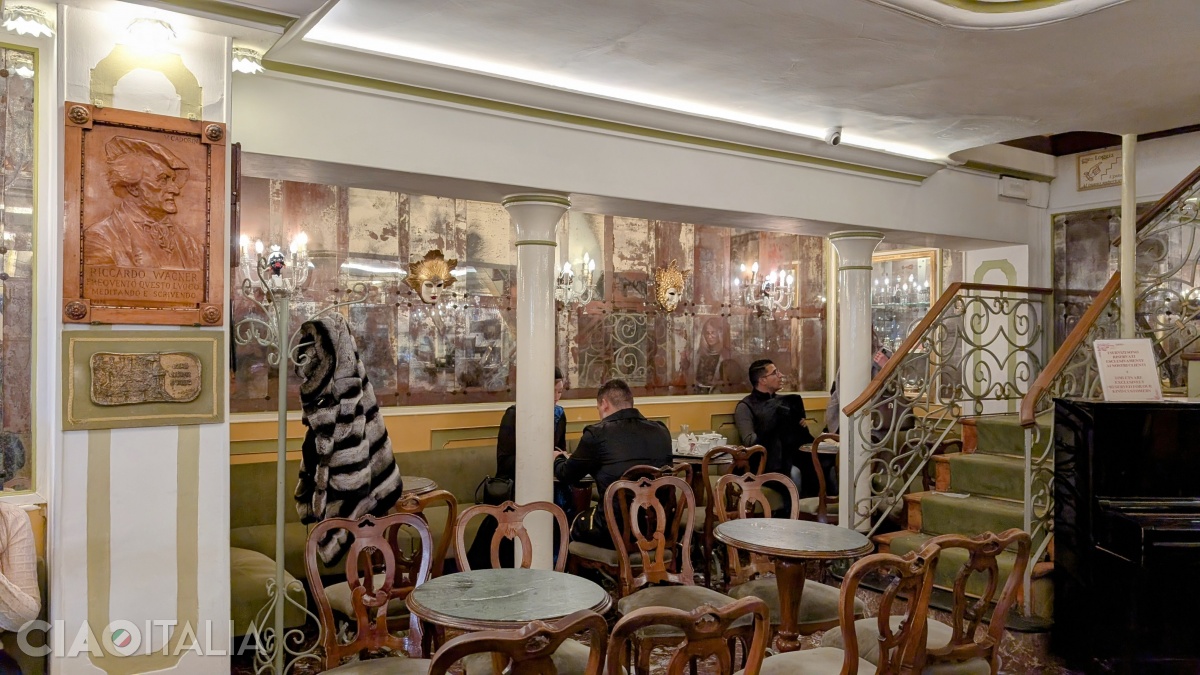 A plaque inside commemorates Richard Wagner, the café’s most famous client.