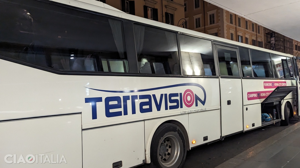 Terravision shuttle bus