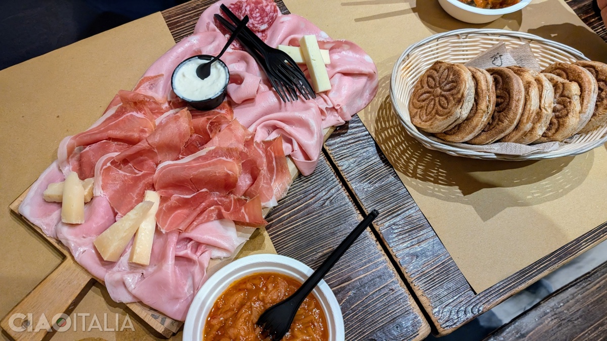 A platter with traditional products from Bologna will always include mortadella.
