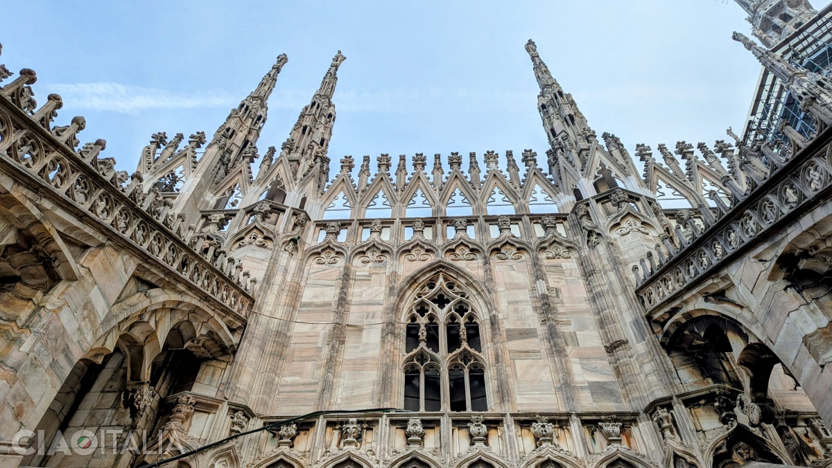 The entire Cathedral is decorated with stone lacework.