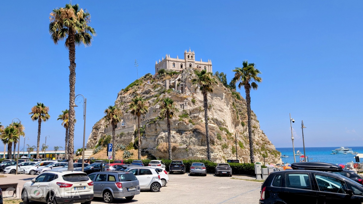 The steps leading to the Church of Santa Maria dell'Isola start from the parking area at the base.