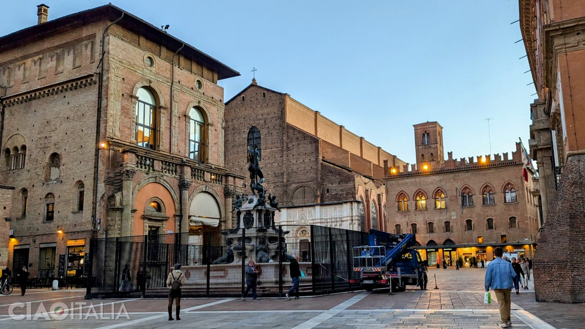 Neptune's Square is located right next to Piazza Maggiore.