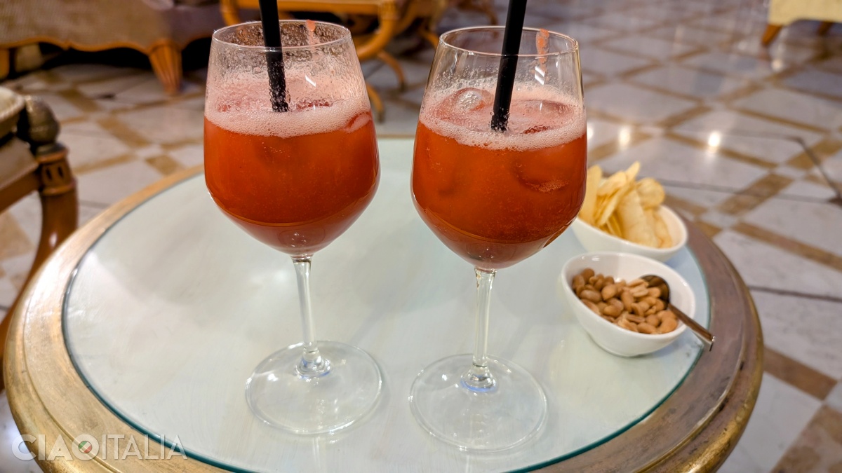 The Rossini cocktail is made with strawberry purée and prosecco.