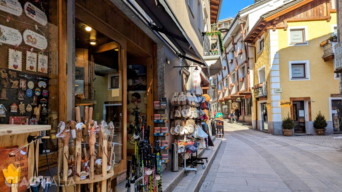 Souvenir shops are not lacking either.