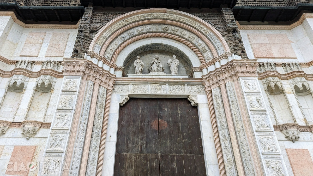 Several carved columns decorate the entrance to the church.