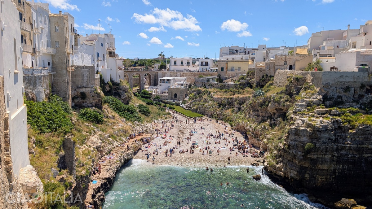 The view toward Lama Monachile Beach and Ponte Borbonico