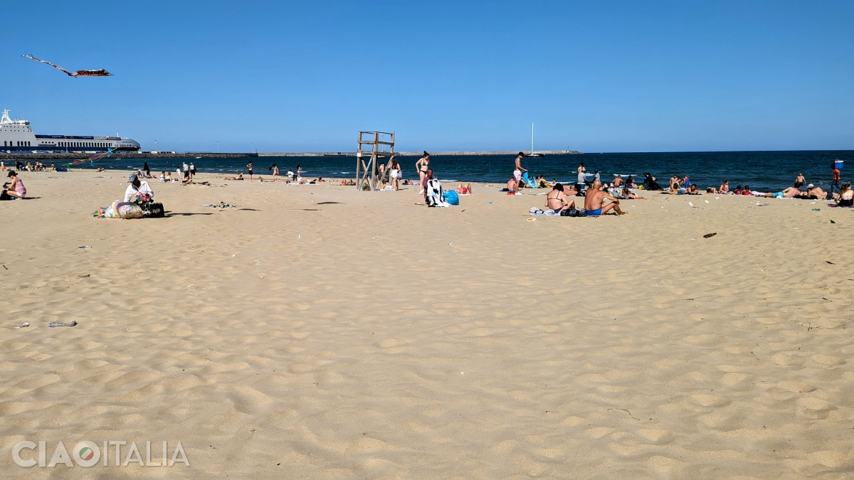 Unfortunately, the free beach areas are the dirtiest, especially at the end closer to Catania city center.